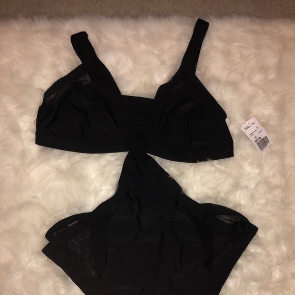 Black one piece swimwear - Picture 1 of 3